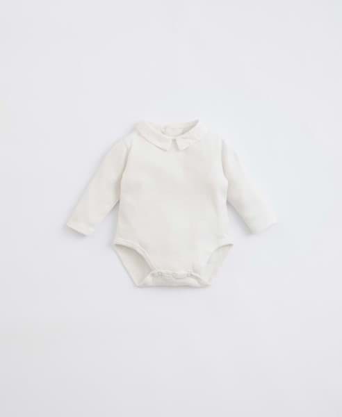 Picture of white baby body suit