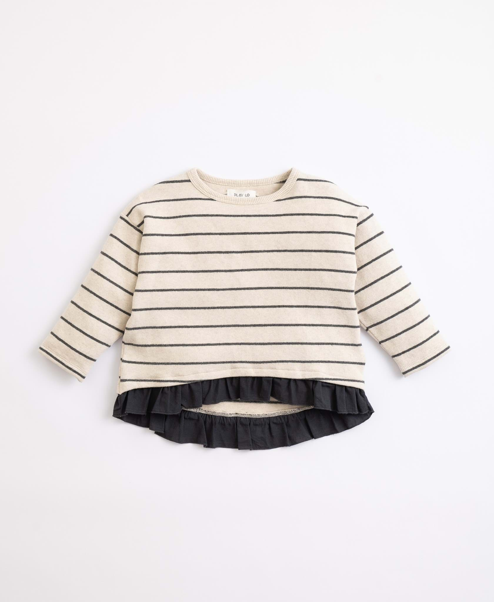 صورة striped jersey sweater
